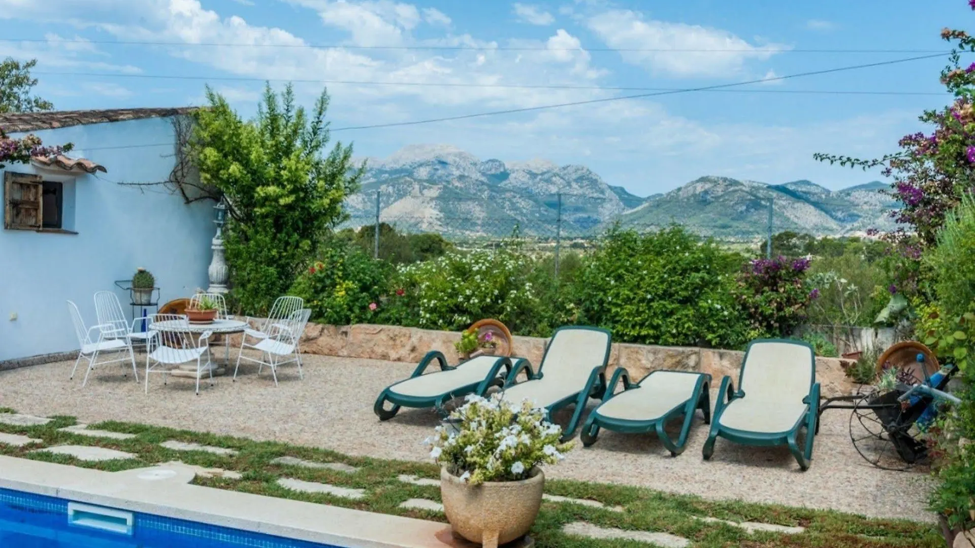 Villa Ursula Búger 0*,  스페인